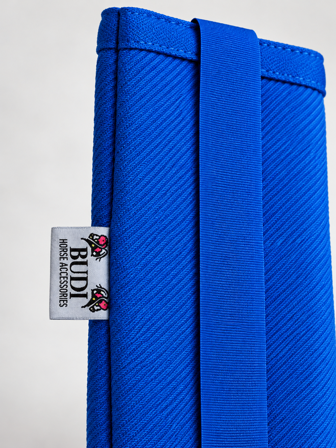 BUDI manenzakje in Royal blue